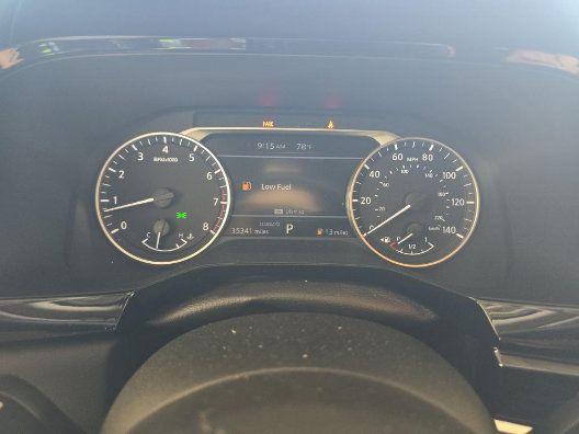 Used 2024 Nissan Pathfinder SV w/ Black Appearance Package FWD image 11