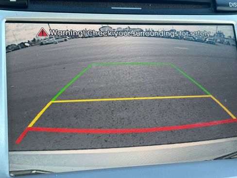 Used 2012 Hyundai Elantra Limited w/ Technology Pkg 5 image 16