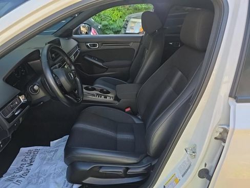 Used 2024 Honda Civic Sport image 9