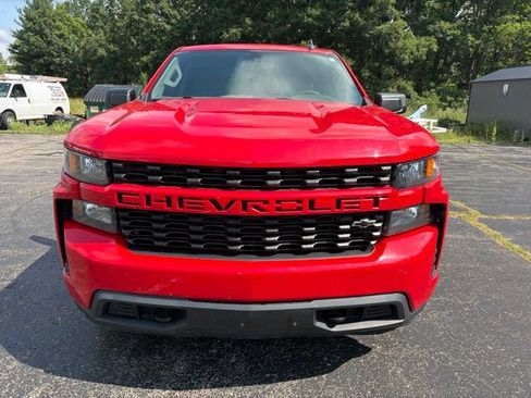 Used 2020 Chevrolet Silverado 1500 Custom w/ Custom Value Package AWD/4WD image 8