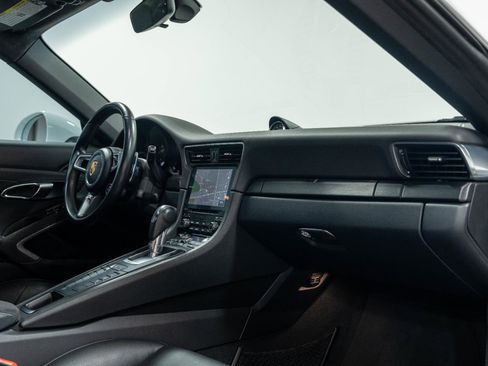 Used 2018 Porsche 911 Carrera GTS image 86