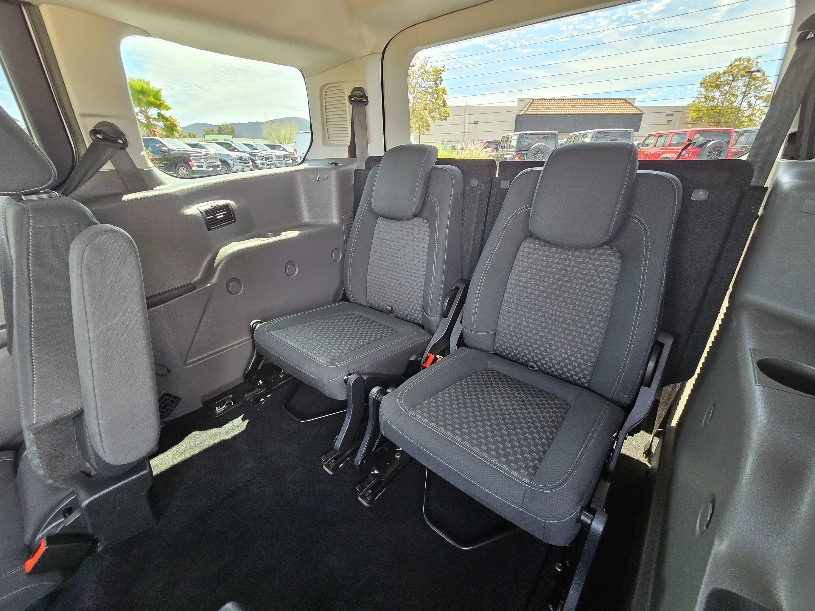 Used 2023 Ford Transit Connect XLT w/ Trailer Tow Package FWD image 18