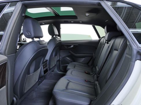 Used 2023 Audi Q8 Premium Plus w/ Premium Plus Package AWD/4WD image 20