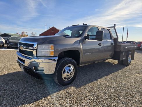 Used 2014 Chevrolet Silverado 3500 LT w/ Interior Plus Package image 5