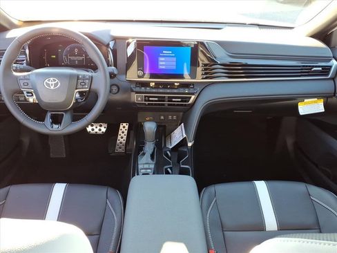 New 2026 Toyota Camry SE image 6