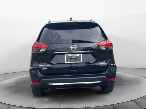 Used 2019 Nissan Rogue SV image 6
