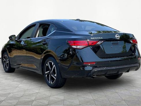 Used 2024 Nissan Sentra SV FWD image 4