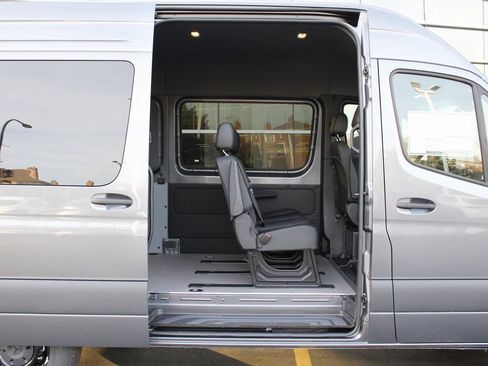 New 2026 Mercedes-Benz Sprinter 2500 image 7