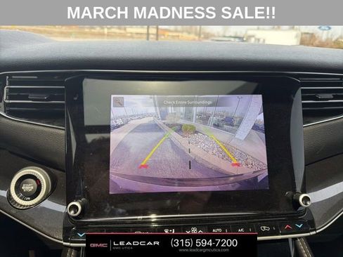 Used 2023 Jeep Wagoneer 4WD w/ Premium Group I image 26