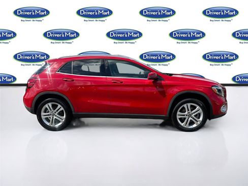 Used 2020 Mercedes-Benz GLA 250 w/ Premium Package image 8