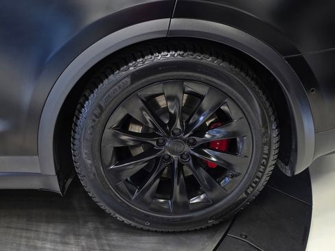 Used 2021 Tesla Model X Performance image 41