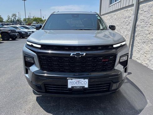 Used 2024 Chevrolet Traverse RS w/ LPO, Floor Liner Package AWD/4WD image 11