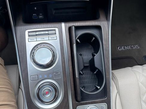 Used 2024 Genesis GV80 3.5T Advanced AWD/4WD image 25