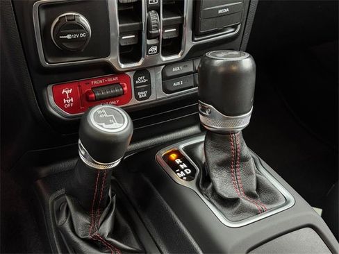 Used 2021 Jeep Wrangler Unlimited Rubicon image 18