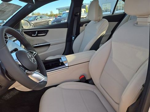 New 2026 Mercedes-Benz C 300 4MATIC Sedan image 25