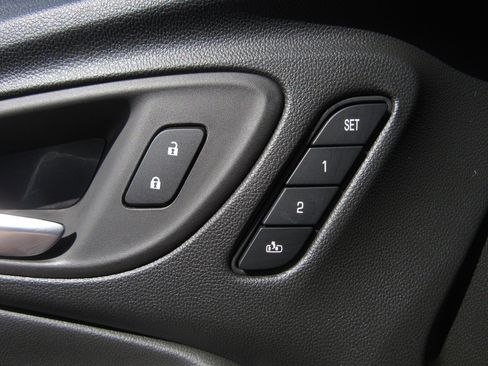 Used 2026 Buick Encore GX Avenir w/ Avenir Convenience Package image 24