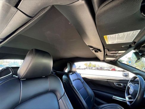 Used 2025 Ford Mustang Premium RWD image 7