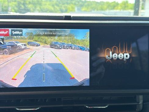 Certified 2026 Jeep Gladiator Mojave w/ Safety Group AWD/4WD image 19