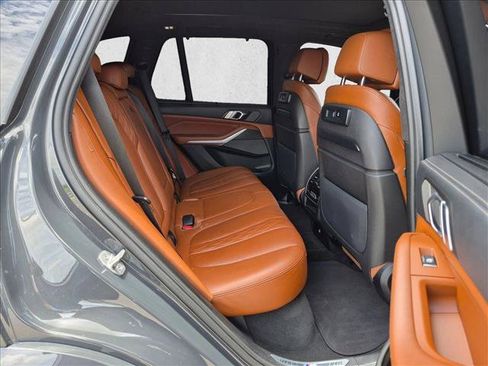 Used 2022 BMW X5 M50i AWD/4WD image 20