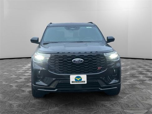 New 2026 Ford Explorer ST image 8