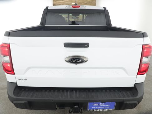Used 2023 Ford Maverick Lariat w/ Lariat Luxury Package image 4