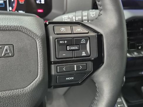 Used 2024 Toyota Land Cruiser image 25