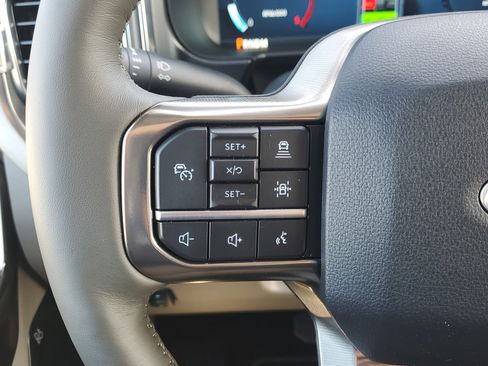 New 2026 Ford F450 Platinum w/ Platinum Plus Package image 20