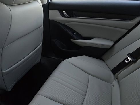 Used 2021 Honda Accord EX-L image 13