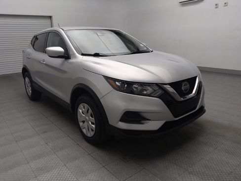 Used 2020 Nissan Rogue Sport S image 13