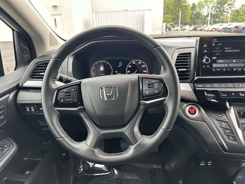 Certified 2025 Honda Odyssey EX-L image 15
