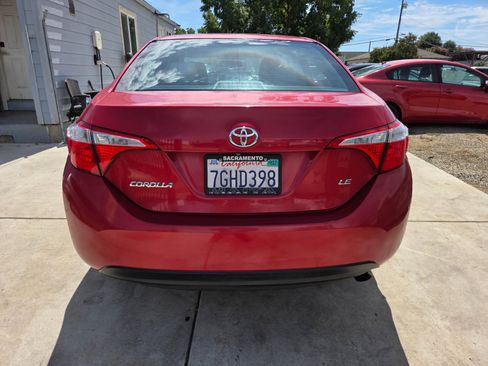 Used 2014 Toyota Corolla LE FWD image 3