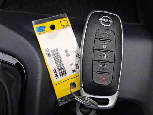 New 2026 Nissan Sentra SL w/ Floor Mat Package image 35