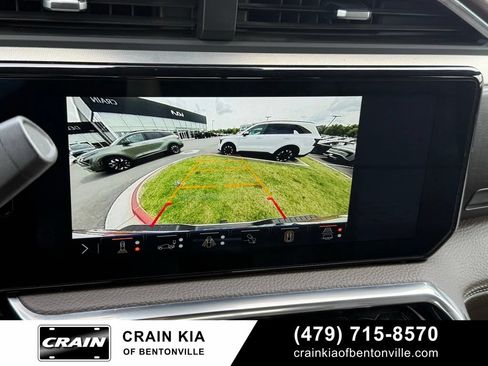 Used 2024 GMC Sierra 3500 Denali w/ Denali Reserve Package AWD/4WD image 16