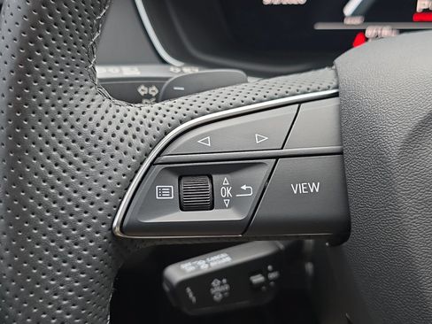 Used 2025 Audi Q5 2.0T Premium Plus AWD/4WD image 28