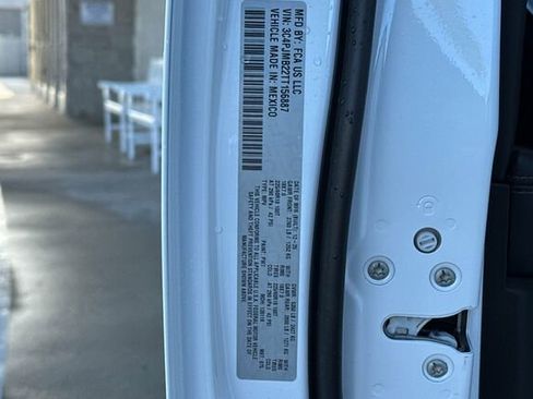 New 2026 Jeep Cherokee Limited image 27