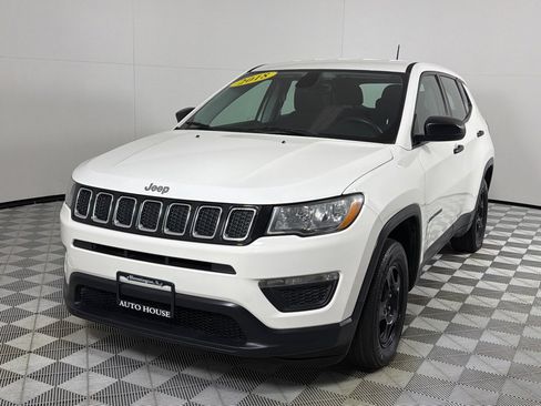Used 2018 Jeep Compass Sport FWD image 8