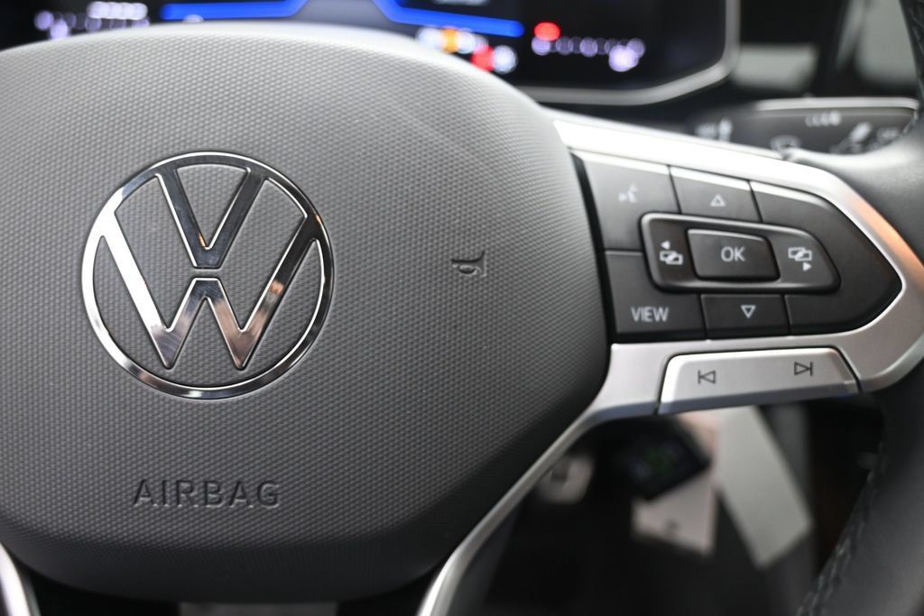 Used 2026 Volkswagen Jetta Sport FWD image 14