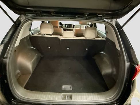 Used 2018 Kia Sportage LX image 25