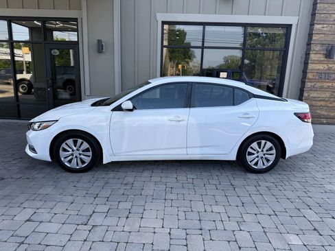 Used 2021 Nissan Sentra S image 13