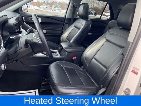 Used 2022 Ford Explorer XLT AWD/4WD image 16