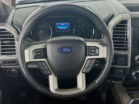 Used 2016 Ford F150 Lariat w/ Equipment Group 502A Luxury image 18