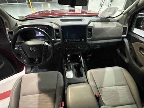 Used 2022 Nissan Frontier SV AWD/4WD image 20