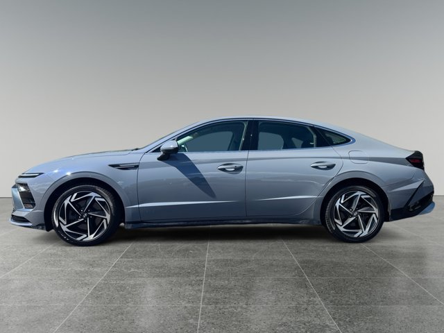 Certified 2026 Hyundai Sonata SEL AWD/4WD image 2