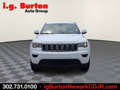 Used 2020 Jeep Grand Cherokee Laredo AWD/4WD image 2