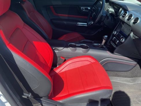 Used 2019 Ford Mustang GT Premium w/ Equipment Group 401A RWD image 5