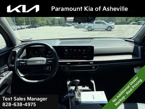 New 2026 Kia Sorento S w/ S Panoramic Sunroof Package FWD image 7