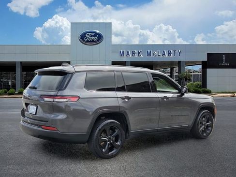 Used 2021 Jeep Grand Cherokee L Laredo RWD image 5