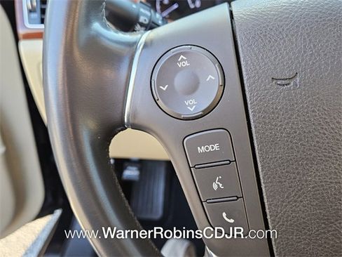 Used 2013 Hyundai Genesis 3.8 image 27