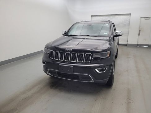 Used 2017 Jeep Grand Cherokee Limited w/ Luxury Group II RWD image 15