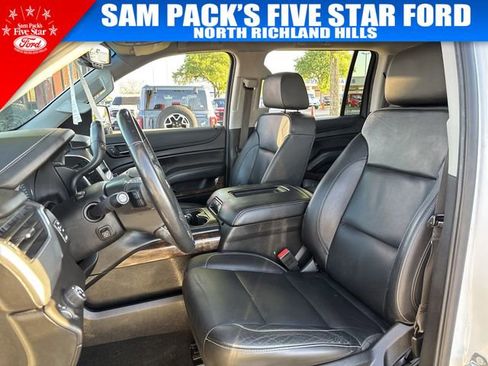 Used 2018 Chevrolet Suburban LT w/ Luxury Package image 20
